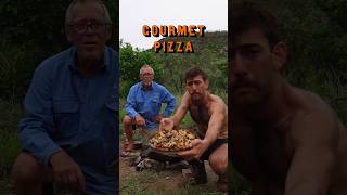 How to make gourmet pizza - Bush Style! #Cooking #Australia #Outback #Pizza