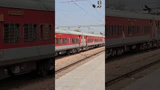 WAP 7 ❣️😍😍...#indainrailway #railfan #railway #trainlover #wap7