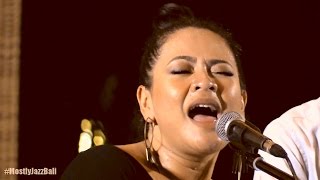 Indra Lesmana Trio ft. Bubugiri - Round Midnight @ Mostly Jazz in Bali 06/11/2016 [HD]