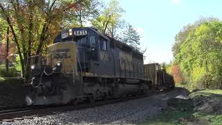 CSX 8435 Leads Loaded Rail Train Pratt, West Virginia