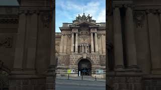 Lost in Bristol University's historic charm 🏛️✨#BristolUniversity #architectur