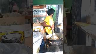 street food in vauniya sri lanka 🍛🍽️🫕 #streetfood #food #indiashorts #streetfoodindia #srilanka