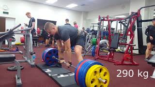 Hard deadlift training. 300 kg x3, 290 kg x2x3, 280 kg x3 @ 97 kg b/w, 19 y/o