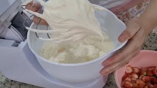 COMO FAZER RECHEIO DE NATA COM MORANGOS COM APENAS 3 INGREDIENTES