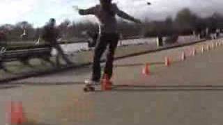 Skateboard slalom in Hyde Park