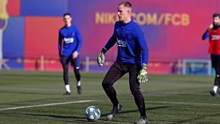 Ter Stegen and Arthur train with the rest of the squad