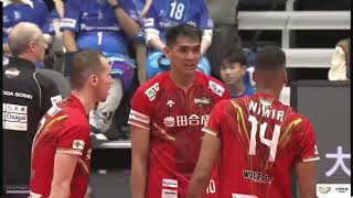 RIVAN MENJADI MIDLE BLOCKER BERSAMA WOLFDOGS  LIGA VOLLY JAPAN