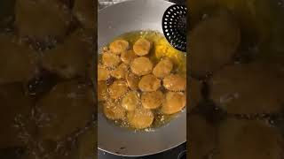 #barish#chai#pakoda#aalukepakode#vibes #rainyday#foodie#foodshorts#chailover  #shortvideo#youtube