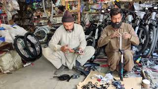 Talented Men's Assembled the Bicycle || How Bicycle are made