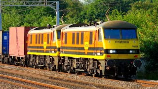 Trains at Carpenders Park - 16/06/23