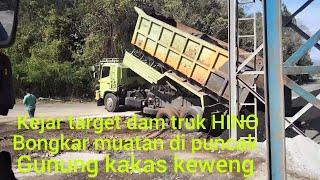 kejar target dam truk HINO bongkar muatan di puncak gunung kakas @Rajajalananchannel