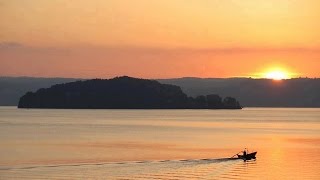 Sulle acque del lago di Bolsena