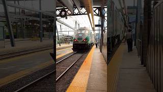 Walking Train Platform #shorts #unionstation #trainstation #toronto #trainplatform #trainspotting