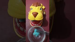 LION TRICKY & ALPHABET LETTER R GUMMI CANDY #asmr #toys #subscribe #candy #shorts