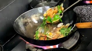 大火快炒各式海鮮！直擊竹圍漁港代客料理廚房/ Stir-Fried Seafood