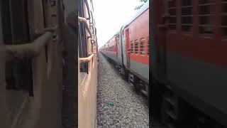 19046 Tapti Ganga exp skipping Jalalganj with Wap-7