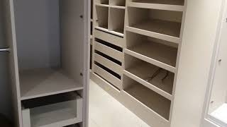 Walk-in wardrobe