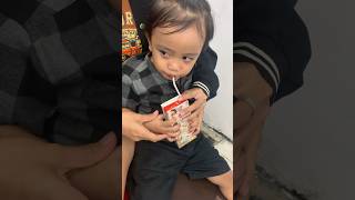 Haus❗️adek minum teh dulu #shorts #funny #shortsviral #anaklucu #funnyvideo #minuman #haus #fyp