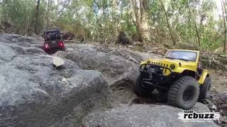 RC4WD G2 Defender D90 vs Snake Race Jeep JK