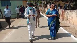 Hero, MLA Balakrishna casting vote in Hindupuram