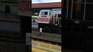 Seruntulan Lokomotif CC206 13 18 di Stasiun Kampung Bandan