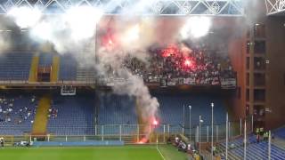 Fans of Eintracht Frankfurt in the game against Sampdoria .