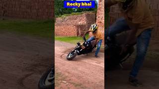 salam Rocky bhai #rockybhai#rocky#kgf#rider#kgn#amirul #youtubeshorts #modifiedbike #model #fz