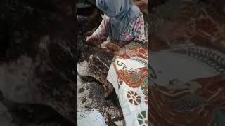 proses batik tulis tradisional asli pekalongan