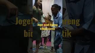 duet bareng biduan cantik,lucu