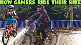 Two Worlds Collide: Gamers on Bikes vs. Ordinary Riders! 🚴