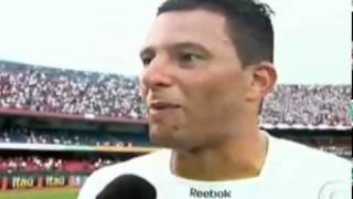 Washington pede a Musica saudade de Pedro Paulo e Matheus para comemorar os seus 3 gols.flv