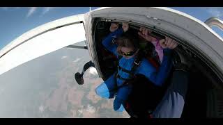 Libby's second tandem skydive