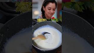 White Sauce Pasta Kavya Style Celebrity Recipe #food #shorts #pasta #anupama #whitesaucepasta