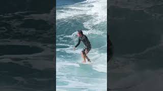 Tarp Watanabe paddle, barrel, rinse, repeat #hawaii 🌺 #surf #northshore #tarowatanabe