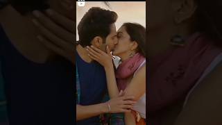 Kiara advani kiss 💋#shorts #kiss #youtubeshorts