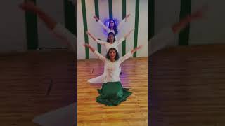 sitting dance video ||#acompany #sittingdancechoreography #viral #ayushi badoniya