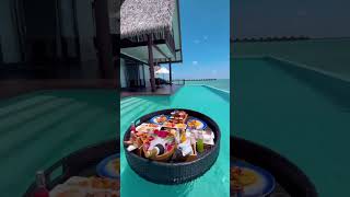 Floating breakfast 🥞 goals at heritance aarah in Maldives. Location: Heritance aarah in Maldives 🇲🇻