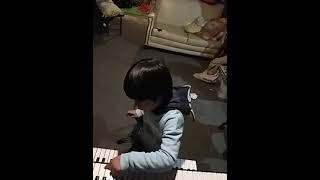 Vincent at 5 playing some keys #ctk150 #ctk7200 in da bassment