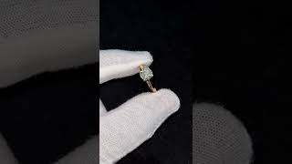 Round Cut Solitaire Engagement Ring