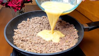 Only a few ingredients!Just add eggs to ground meat. It's so delicious!Easy breakfast or dinner😋🍽