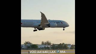 Que aeronave da AMERICAN chega + bonito em Miami: Boeing 787-8 ou o Boeing 777-300ER?!