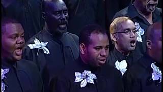 Ave Maria -  QRC Chorale and the Lydian Men