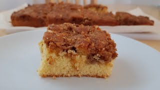 Soft Sponge Cake with Crunchy Hazelnut Topping