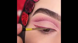 Simple makeup look. Beautiful eye makeup