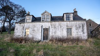 Exploring An Abandoned Cottage With Old Antiques