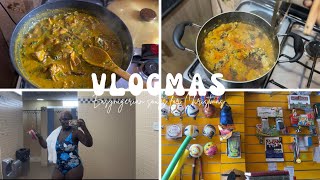 How to Cook Egusi Soup Roasted and How to make Okazi Soup | Vlogmas Day 21