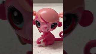 me playing with my lps be like: