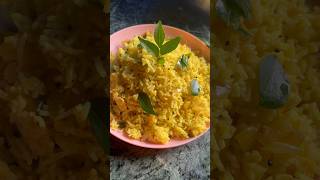 ରାଶି ଭୂସଙ୍ଗ ପତ୍ର ଭାତ। #Rashi bhrushanga patra rice #odiavlog #shorts #minivlog #youtubeshorts #vira