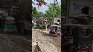 Mixer truck..Mixer truck Se Road Me Phani De Rahahe.#shorts