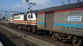 Kanpur Shatabdi Express || Hathras  Jn. || FULL SPEED TRAIN||